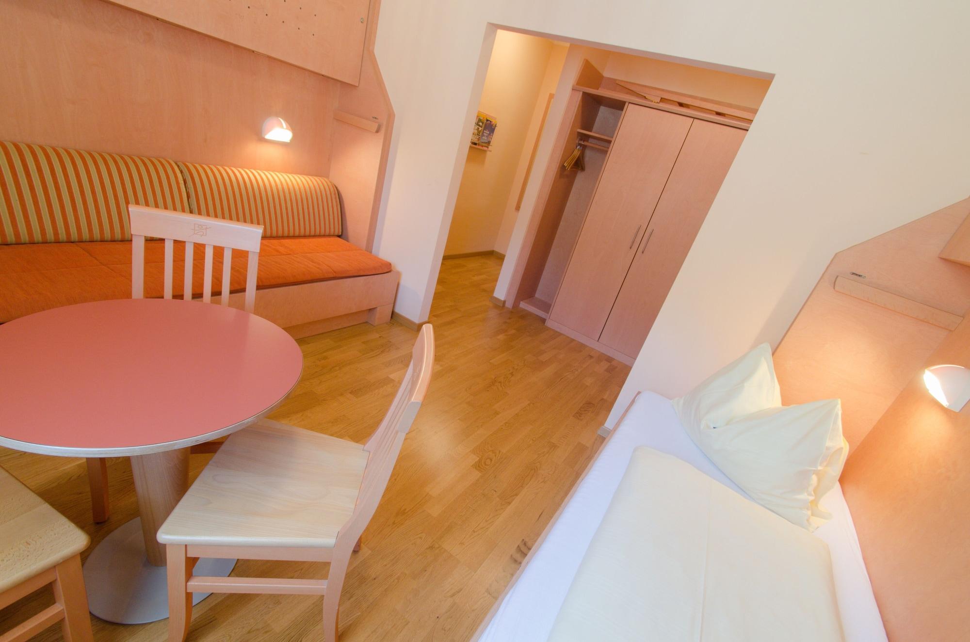 JUFA Hotel Kaprun Bagian luar foto
