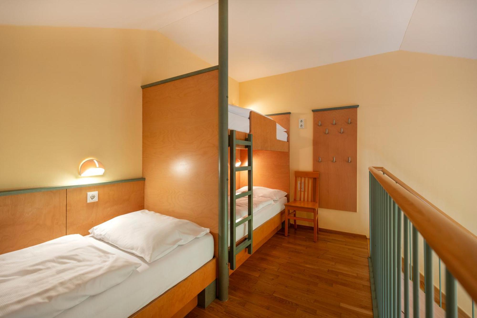 JUFA Hotel Kaprun Bagian luar foto