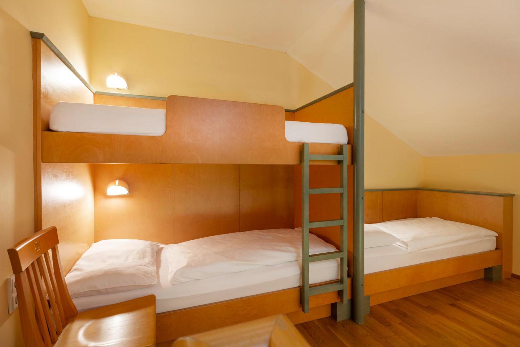 JUFA Hotel Kaprun Bagian luar foto