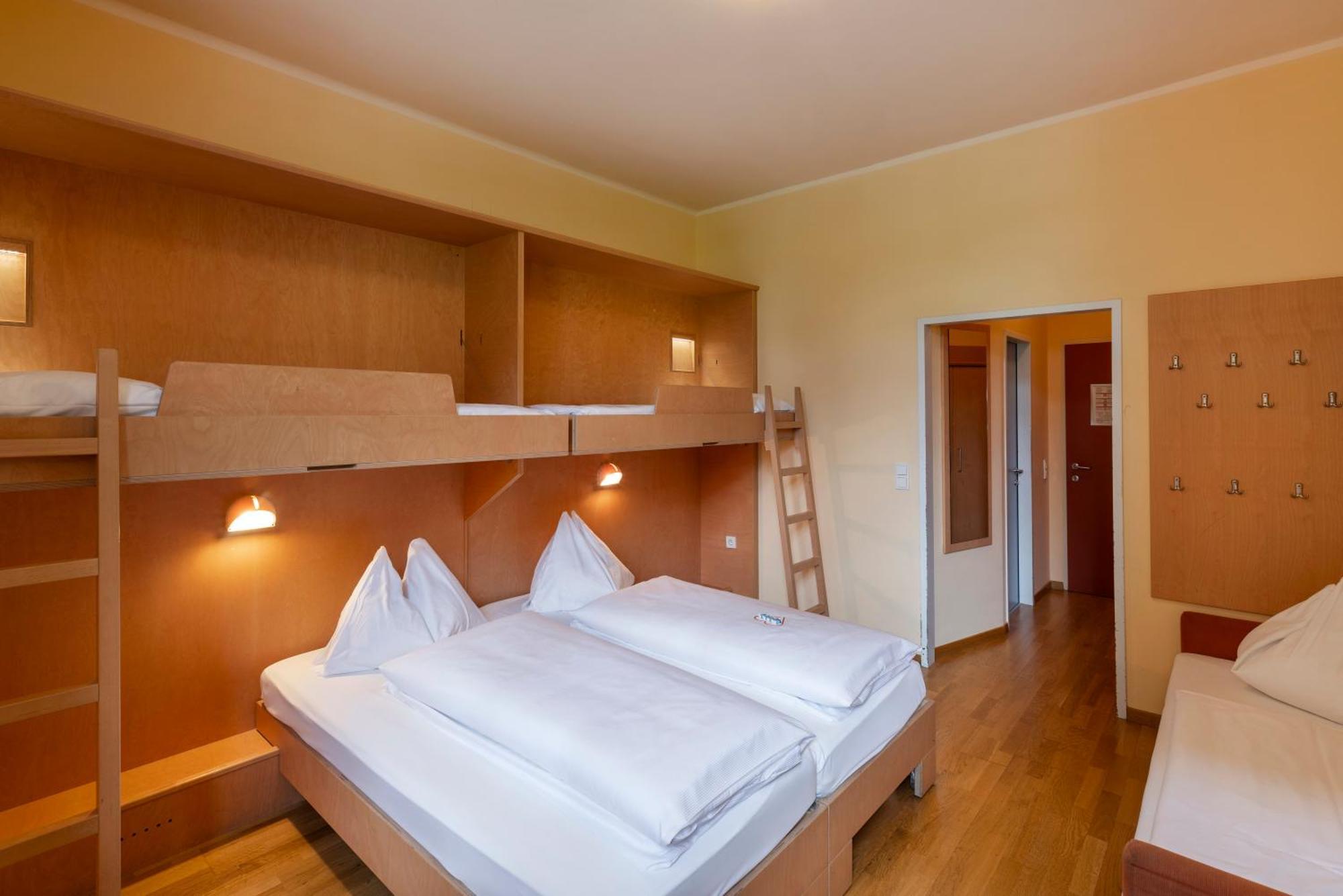 JUFA Hotel Kaprun Bagian luar foto