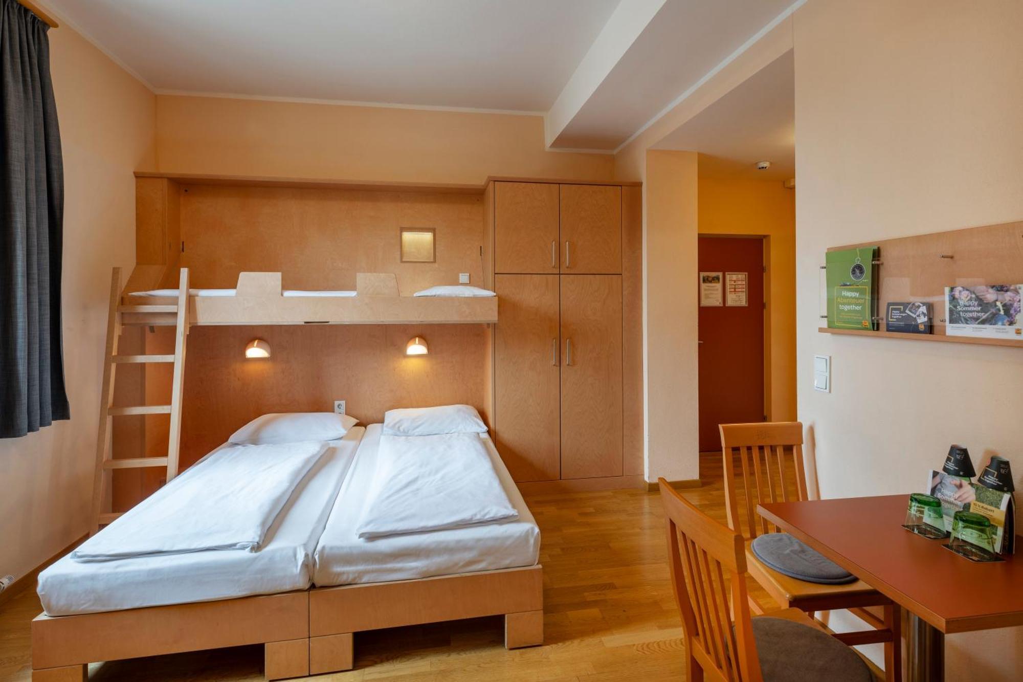 JUFA Hotel Kaprun Bagian luar foto